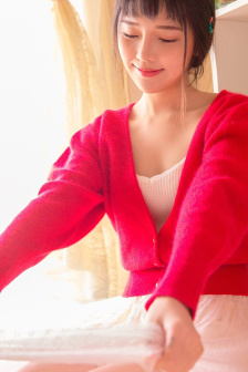 按摩师娇妻呻吟3p
